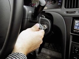 Ачинские полицейские задержали подозреваемого в угоне