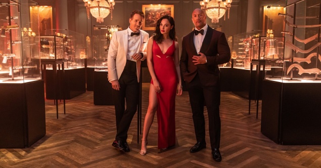 Красное уведомление (2021) - новинка от Netflix
